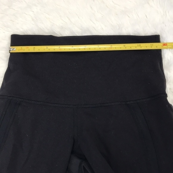 Lululemon Wunder Under Crop (Laser) - Picture 8 of 9